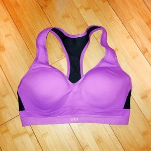 VS VSX sports bra underwire 32B